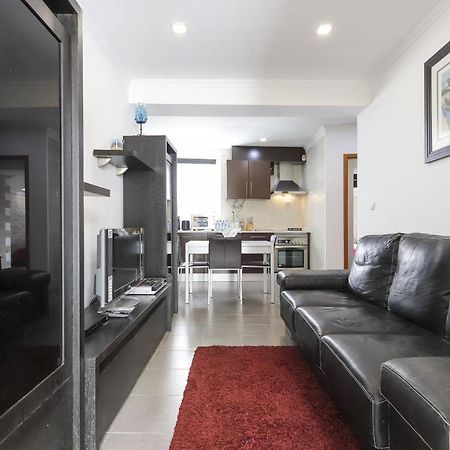 Cosy Lisbon Flat By Homing Apartment ภายนอก รูปภาพ